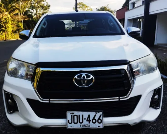 TOYOTA JOU466 - Vista 3